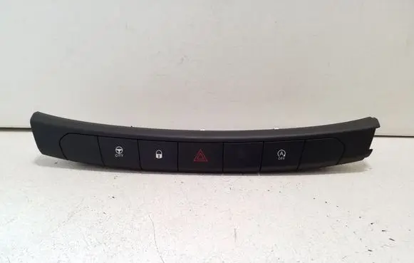 Fiat Tipo Hazard light switch 07356450670