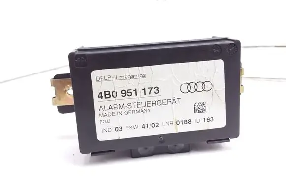 Audi A3 S3 8L Alarm movement detector/sensor 4B0951173