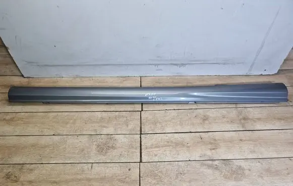 Mercedes-Benz C W204 Sill A2046981454