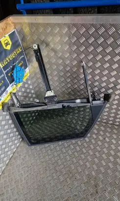 Audi A4 S4 B7 8E 8H Rear door window regulator with motor 8E0839462C