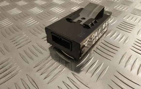 Mitsubishi Pajero Engine control unit/module ECU MR460758