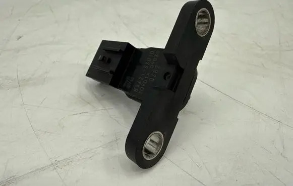 Toyota Yaris XP210 Air pressure sensor 8942133010