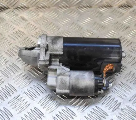 Mercedes-Benz C W205 Starter motor A6519064800 0001148510