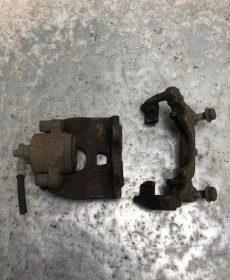 Audi Q3 8U Front brake caliper