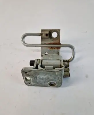 Audi A6 S6 C6 4F Front door hinge set 8E0831412B