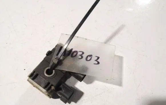 Hyundai Santa Fe Airbag deployment crash/impact sensor 959303l100 95930-3l100