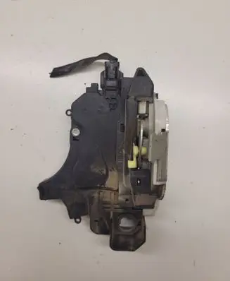 Mitsubishi Colt Rear door lock