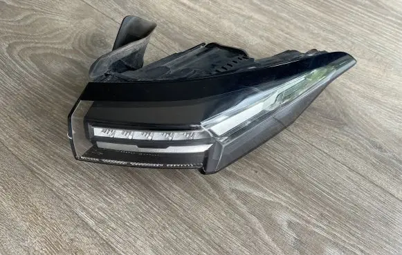 Peugeot 308 Rear/tail lights 9836299280