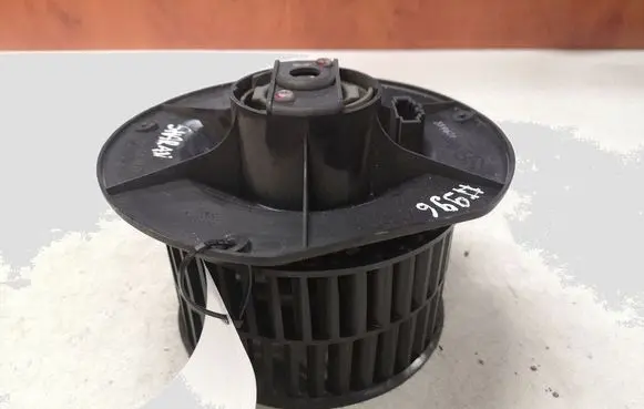 Volkswagen Sharan Heater fan/blower 7M0819167