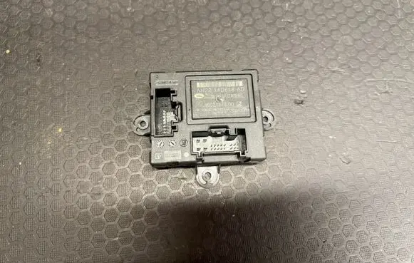 Jaguar XF X250 Door control unit/module AH2214D618AD 1002127300