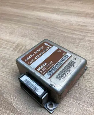 Audi A4 S4 B5 8D Airbag control unit/module 8A0959655B 0285001037