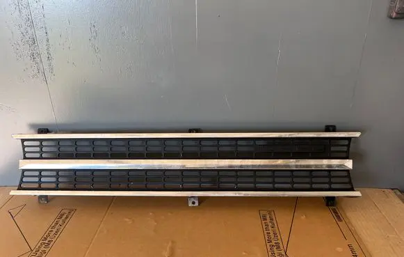 Opel Rekord C Front grill