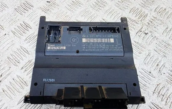 Mercedes-Benz S W221 Seat control module A2218702386