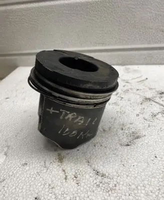 Nissan X-Trail T30 Piston 