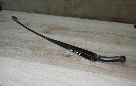 Volvo S80 Front wiper blade arm 09484613 9484619