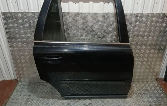 Volvo XC90 Rear door 