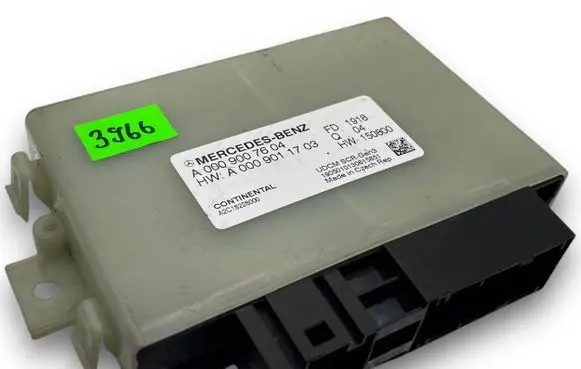Mercedes-Benz GLC C253 Central body control module S3966 A0009007604