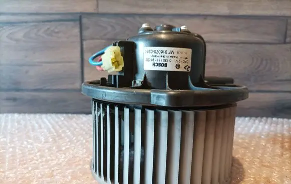 Mitsubishi Space Star Heater fan/blower 0130111191 MF0160700260