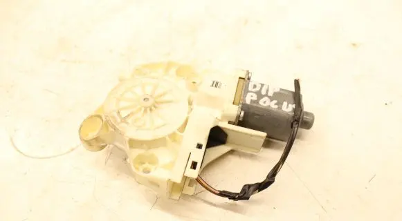 Ford Focus Front door window regulator motor 4M5T14A389
