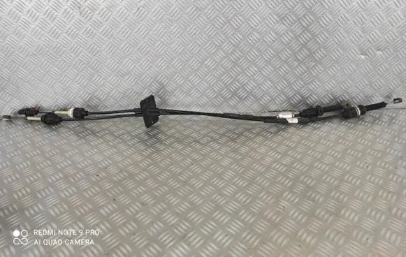 Gear shift cable linkage