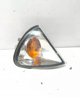 Toyota Avensis T220 Front indicator light 18-5819
