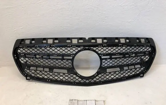 Mercedes-Benz A W176 Front bumper upper radiator grill A1768880260