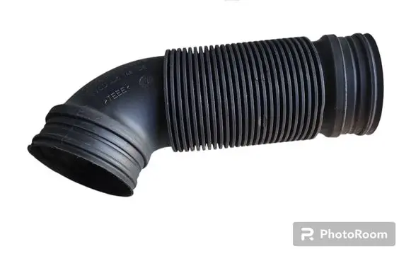 Volkswagen Golf V Air intake hose/pipe 1K0129684B