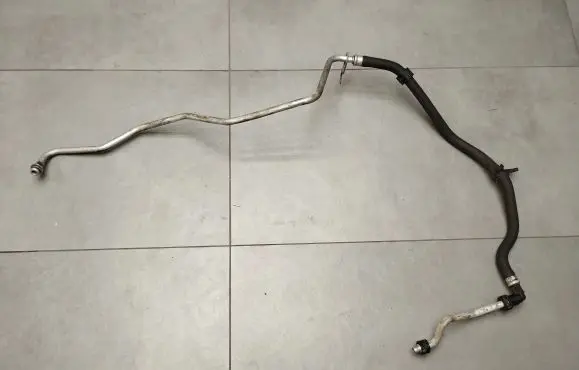 Power steering hose/pipe/line