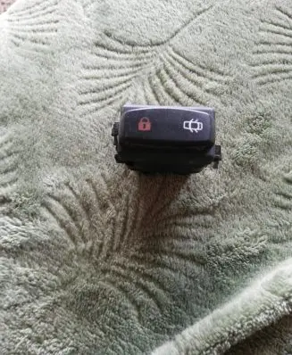 Renault Clio II Central locking switch button 2648802