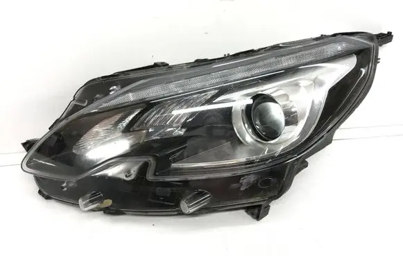 Peugeot 2008 I Headlight/headlamp 9825313980 90167014