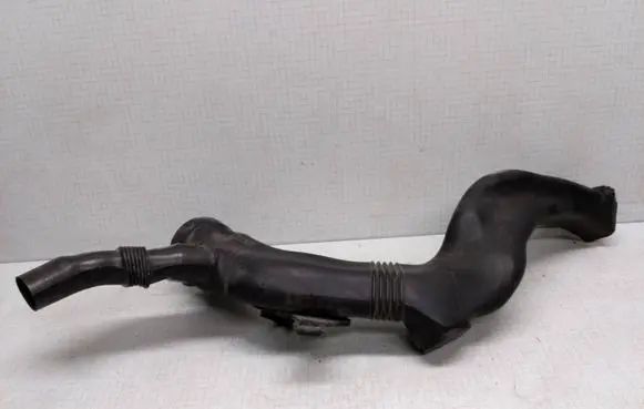 Opel Vectra B Air intake hose/pipe 90499980 0734196