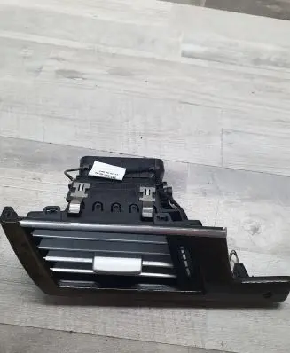 Mercedes-Benz E W212 Dashboard side air vent grill/cover trim A2128302654 06821001