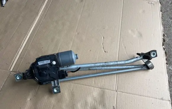 Volvo XC60 Front wiper linkage and motor 1397220678 141056902053