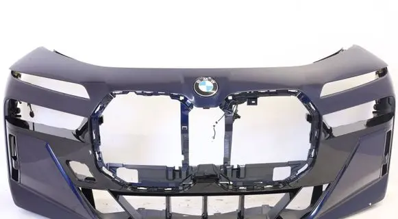 BMW 7 G70 Front bumper 98426552