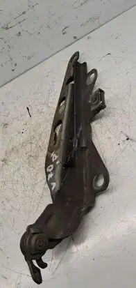 Volvo V70 Tailgate/trunk/boot hinge