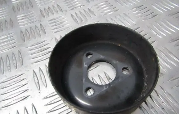 Ford Focus Water pump pulley 1S7Q8509AD 1S7Q-8509-AD