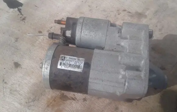 Citroen C3 Starter motor M000T32272