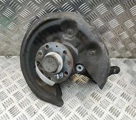 Volkswagen PASSAT B7 Rear wheel hub 3C0505433K