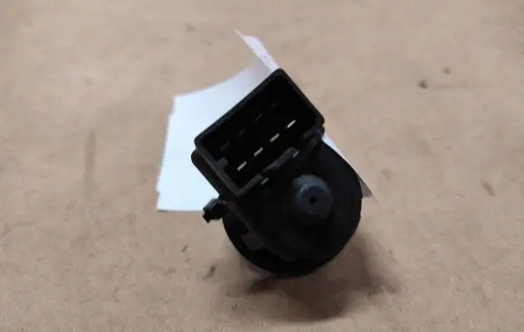 Renault Laguna II Wing mirror switch 8200002442