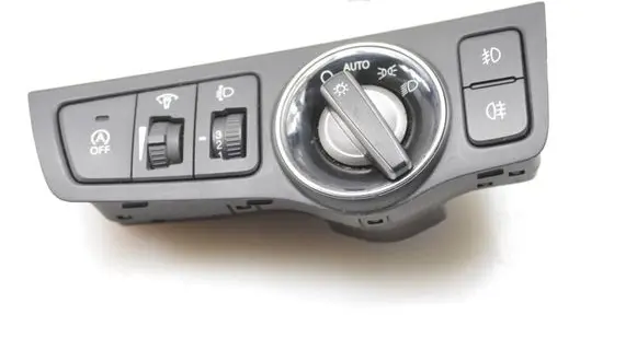 Hyundai i40 Light switch 933003Z970