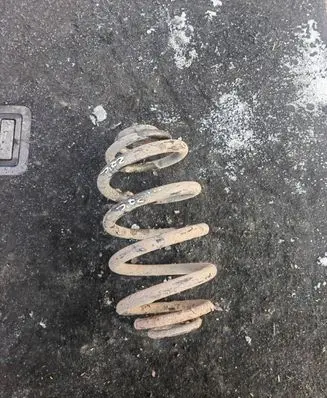 Opel Zafira C Rear coil spring