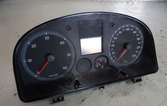 Volkswagen Caddy Speedometer (instrument cluster) 2K0920844C
