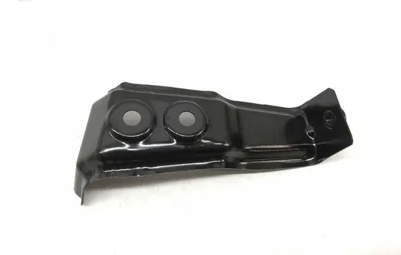 BMW X7 G07 Fender mounting bracket