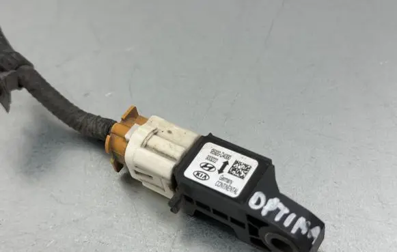 KIA Optima Airbag deployment crash/impact sensor 95920D4000