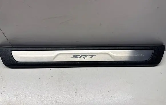 Dodge Durango Front sill trim cover 5UR53DX9AA