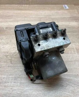 Toyota Corolla Verso AR10 ABS Pump 445400F020 0265234222 WITHPLUG