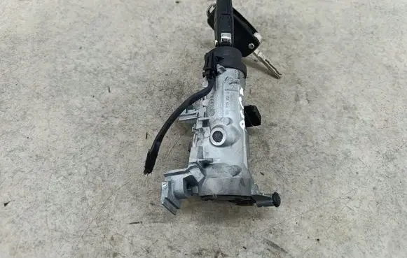 Volkswagen Golf V Ignition lock 1K0905851B