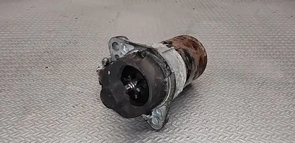 Opel Agila B Starter motor 3110051K00