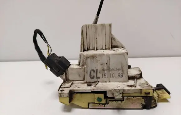 Ford Focus Rear door lock XS41A26413BH 151099