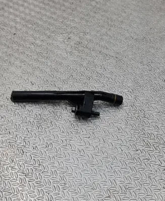 Peugeot 308 Oil fill pipe 9685411480